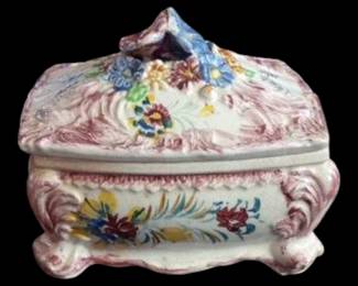 Dresser dish