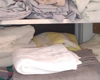 Vintage king size and queen size sheets towels and more