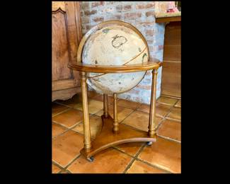 REPOGLE GLOBE ON STAND 