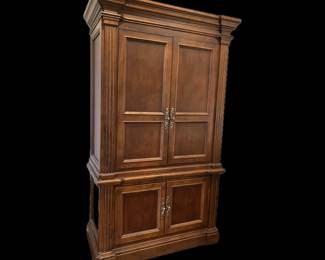 ENTERTAINMENT ARMOIRE, 20TH CENTURY, 80 HIGH BY 48 WIDE BY 22 DEEP