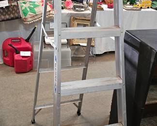 LADDER