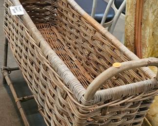 PLANT STAND