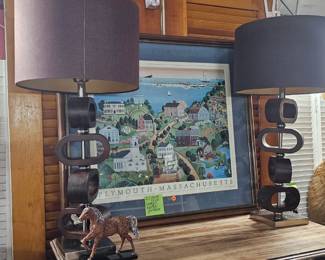 LAMPS AND PICTURE DECOR