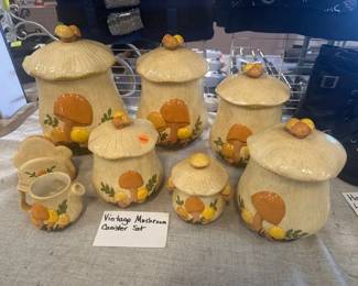 VINTAGE MUSHROOM CANISTER SET