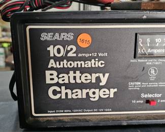 BATTERY CHARGER
