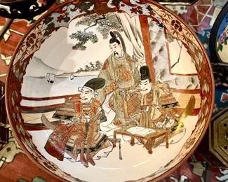 Japanese Kutani Meijing period hand painted bowl.
