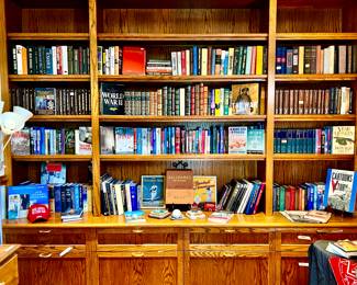 Leather bound Easton Press, lots of books on war, militaria. Civil War, WWI and WWII, Vietnam. Political, Baseball, fiction.