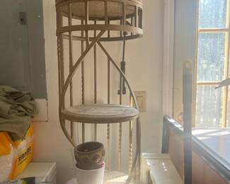 Plant stand
