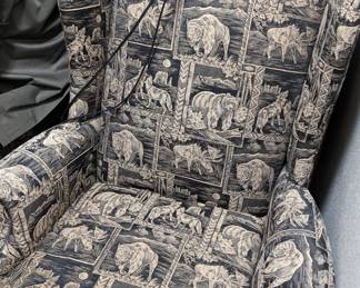 "Bear" theme sitting chair