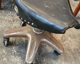 STOOL