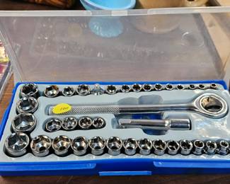 SOCKET SET