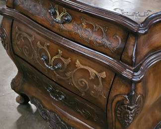SMALL DRESSER