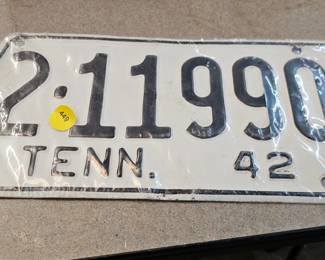 1942 TN LICENSE PLATE