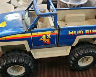 VINTAGE TONKA TRUCK