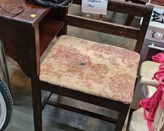 TELEPHONE TABLE
