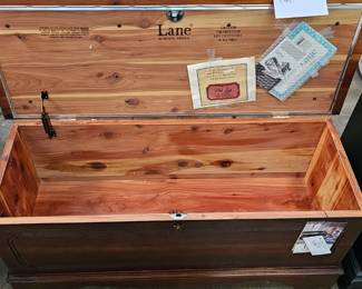 LANE CEDAR CHEST