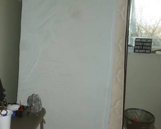 Twin mattress set (nice)