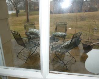 Nice patio set