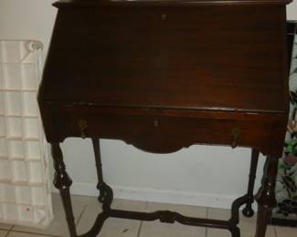 Small slant-front secretary