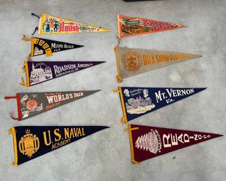 HIGHEST & BEST ON FULL LOT OF VINTAGE PENNANTS BY 3:00 PM 3/13!