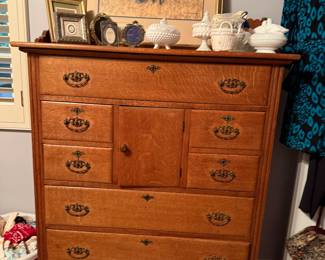 oak dresser
