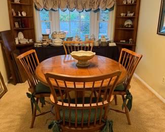 Dexel table/4 chairs 1 fill w pads