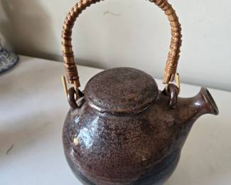 Tea pot