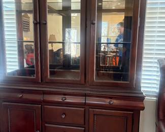 China hutch 