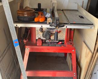 Skill saw Table