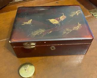 Lacquer box
