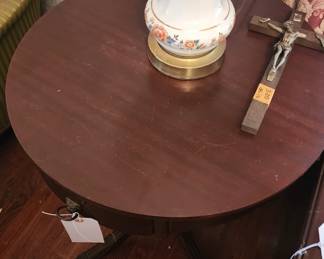 Another drum table and pretty lamp