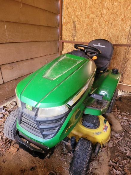 JOHN DEERE X350 42 in. 100 hours. purchased 2017