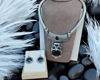 Mysterious Owl Choker Necklace Earring Set