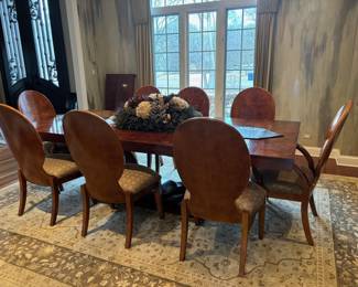 Dining Table w/8 Chairs