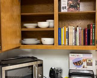 MICROWAVE, COOKBOOKS