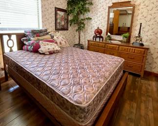 BASSETT FULL SIZE WOOD BED, BASSETT DRESSER WITH MIRROR