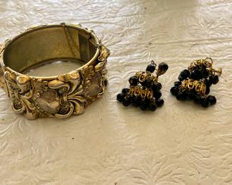 VINTAGE BRACELET, EARRINGS