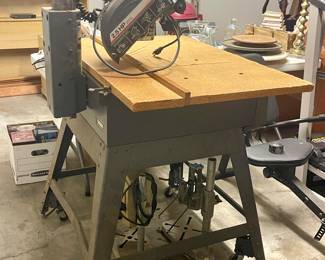 CRAFTSMAN ELECTRONIC RADIAL SAW 2.5 HP 10”