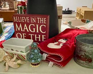 CHRISTMAS DECOR