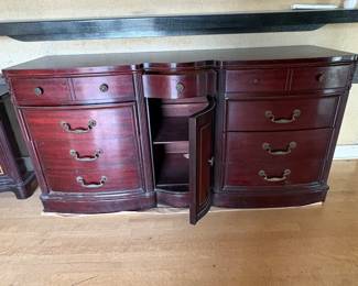 Straford House Fine Furniture New York 12 drawer dresser 