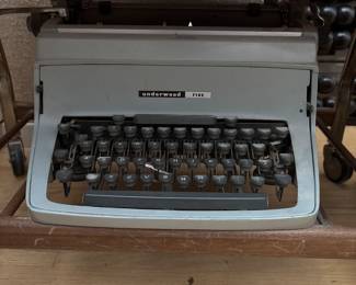 Underwood Five typewritter