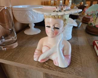 Decorative woman bust planter