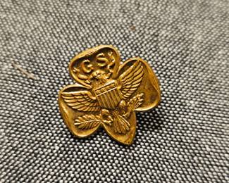 Girl scouts pin