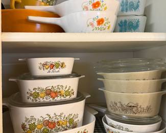 Corningware & Pyrex