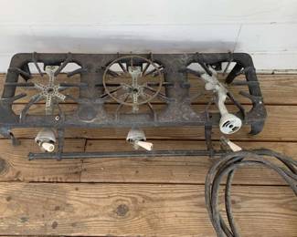 Griswold 602 Cast Iron Triple Eye Burner