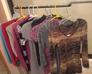 10 Petite Womens Dresses  Tops
