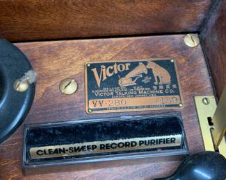 Victrola Victor Talking Machine 