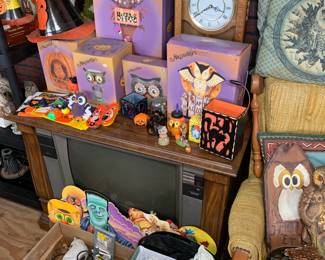 Owl Halloween decor
