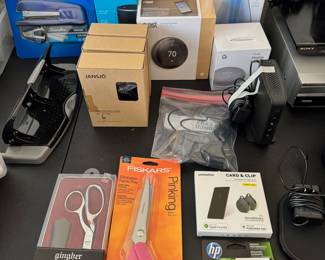 Office supplies, small electronics