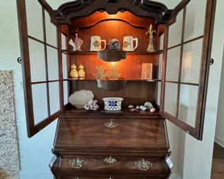 Henredon secretary desk hutch